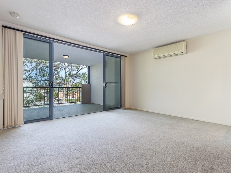 65/7 Landsborough Terrace, Toowong QLD 4066