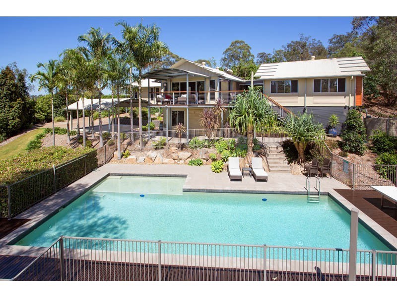 31 Lucas Place, Pullenvale QLD 4069
