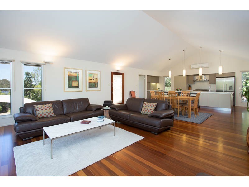 31 Lucas Place, Pullenvale QLD 4069
