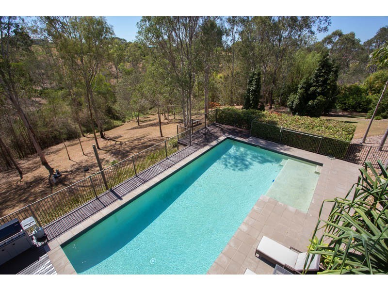 31 Lucas Place, Pullenvale QLD 4069