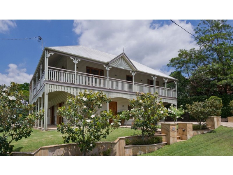 19 Raleigh Parade, Ashgrove QLD 4060