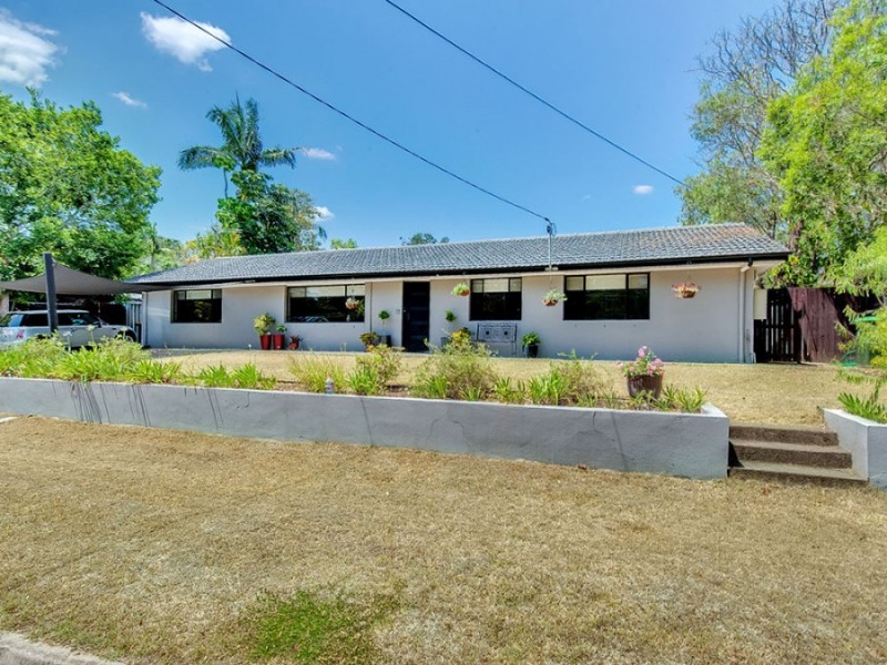 15 Fortrose Street, Kenmore QLD 4069