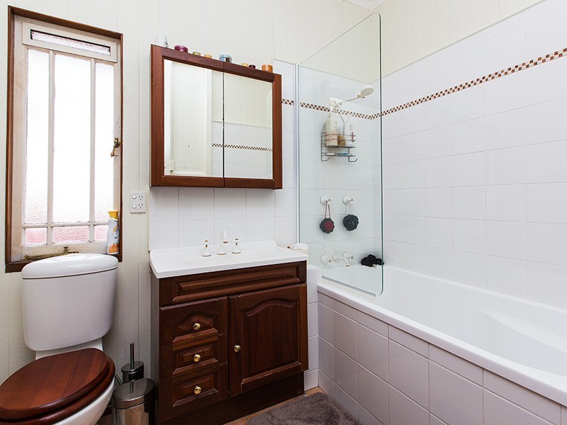 144 Wilston Road, Newmarket QLD 4051