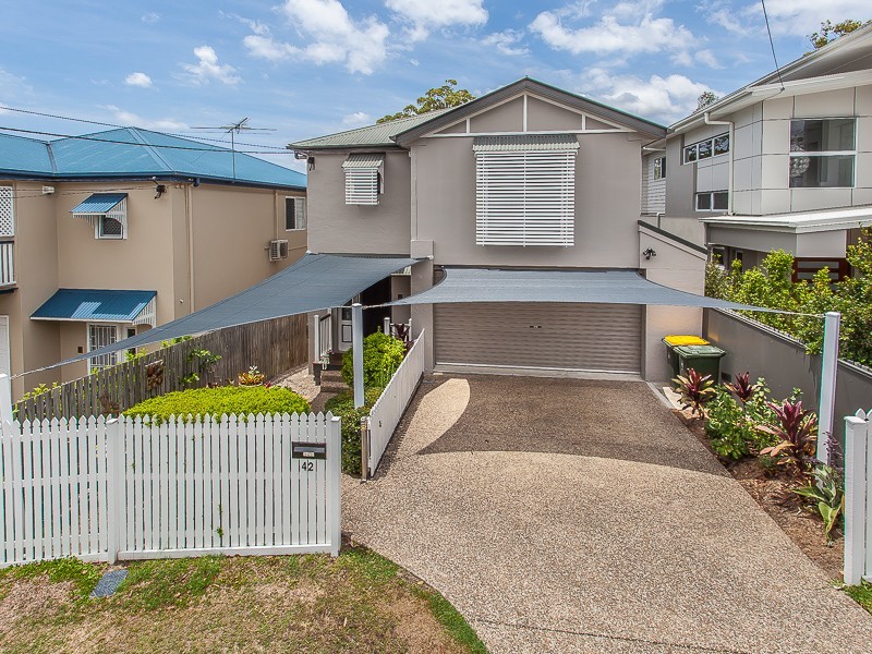 42 Carey Street, Bardon QLD 4065