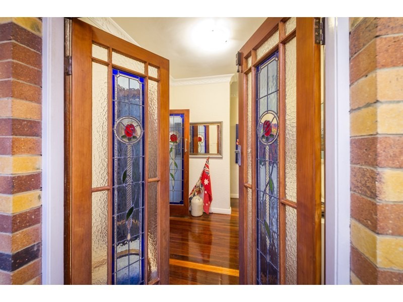 18 Arinya Road, Ashgrove QLD 4060