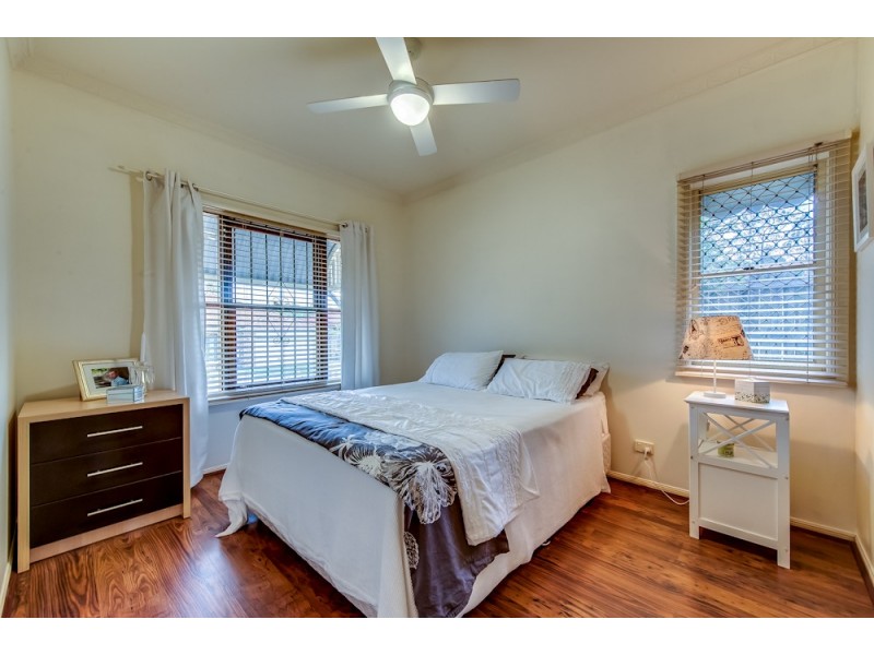 14 Pintail Crescent, Forest Lake QLD 4078