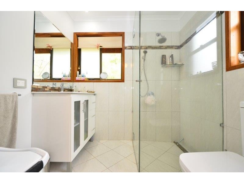 15 Auld Court, Mount Crosby QLD 4306