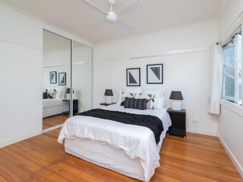 67 Boundary Road, Bardon QLD 4065