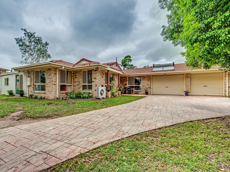 53 Laricina Circuit, Forest Lake QLD 4078