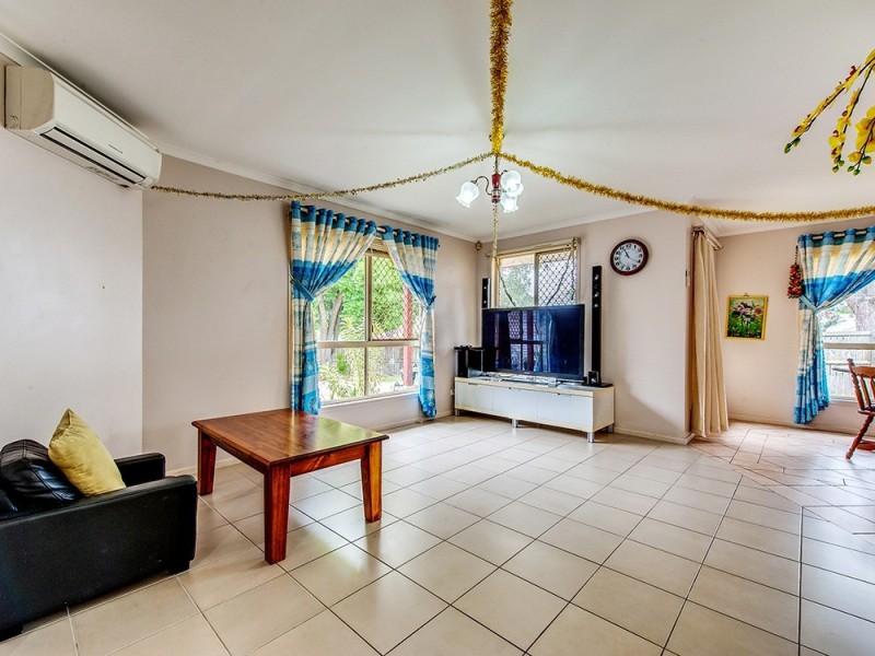 53 Laricina Circuit, Forest Lake QLD 4078