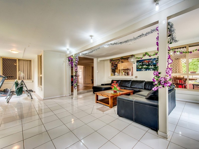 53 Laricina Circuit, Forest Lake QLD 4078