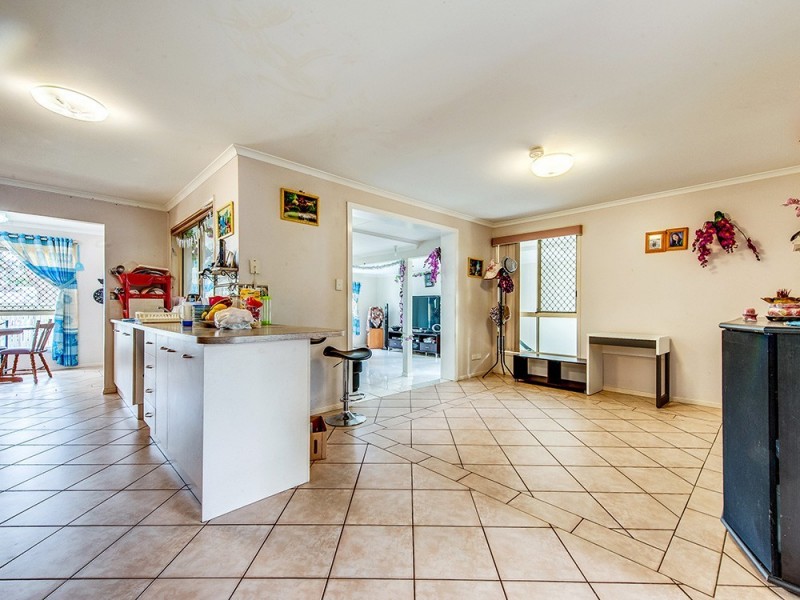 53 Laricina Circuit, Forest Lake QLD 4078