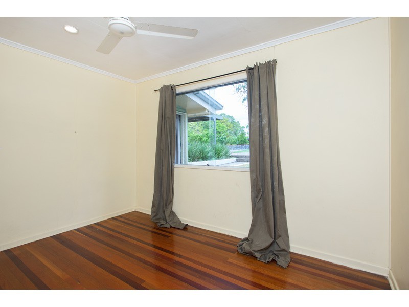 207 Chapel Hill Road, Chapel Hill QLD 4069