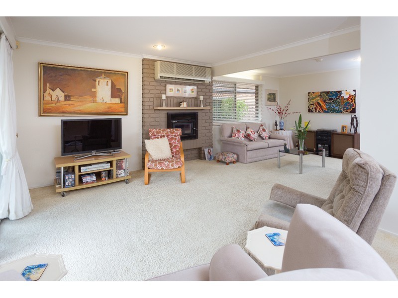 6 Tourmaline Street, Kenmore QLD 4069