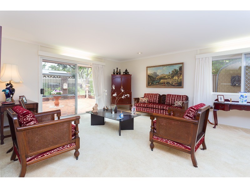 6 Tourmaline Street, Kenmore QLD 4069