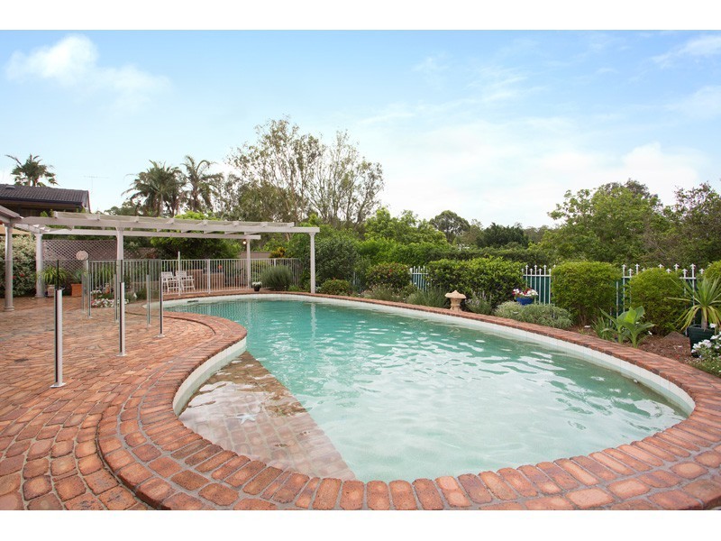 6 Tourmaline Street, Kenmore QLD 4069