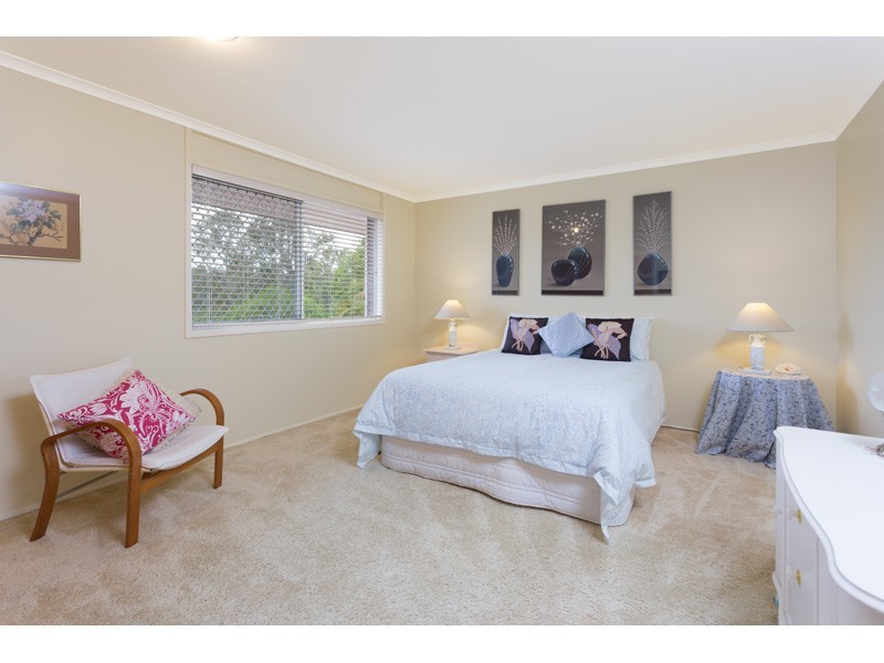 6 Tourmaline Street, Kenmore QLD 4069