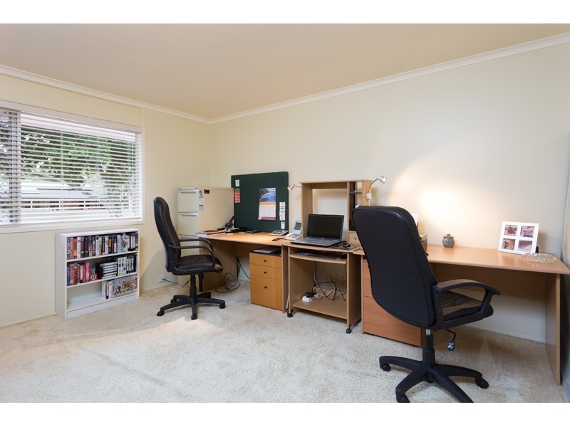 6 Tourmaline Street, Kenmore QLD 4069