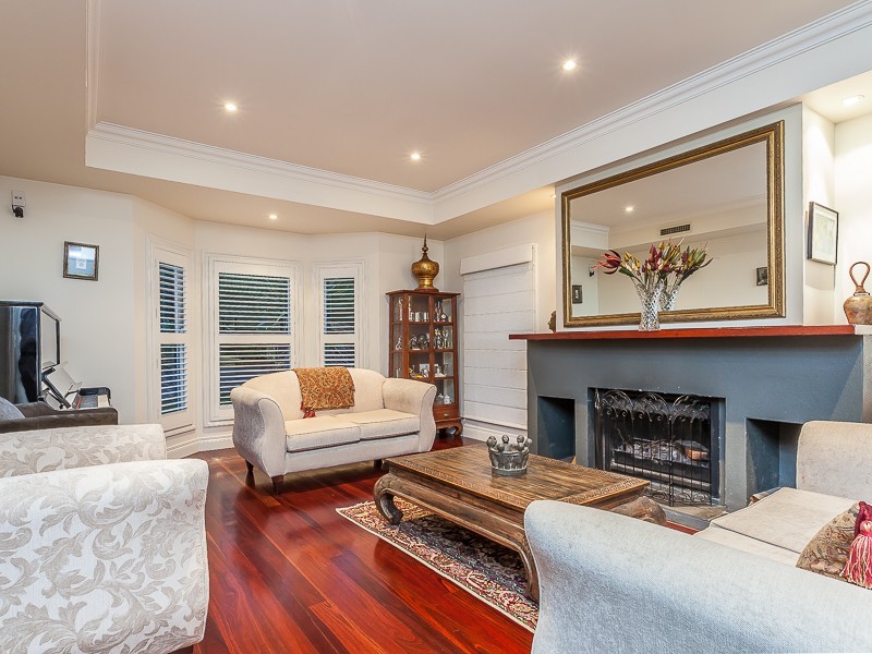 71 Ascot Street, Ascot QLD 4007