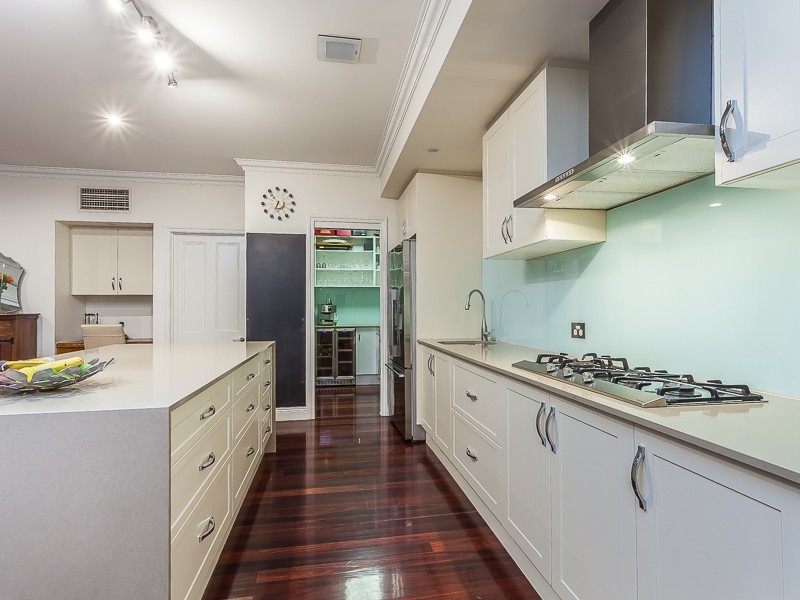 71 Ascot Street, Ascot QLD 4007