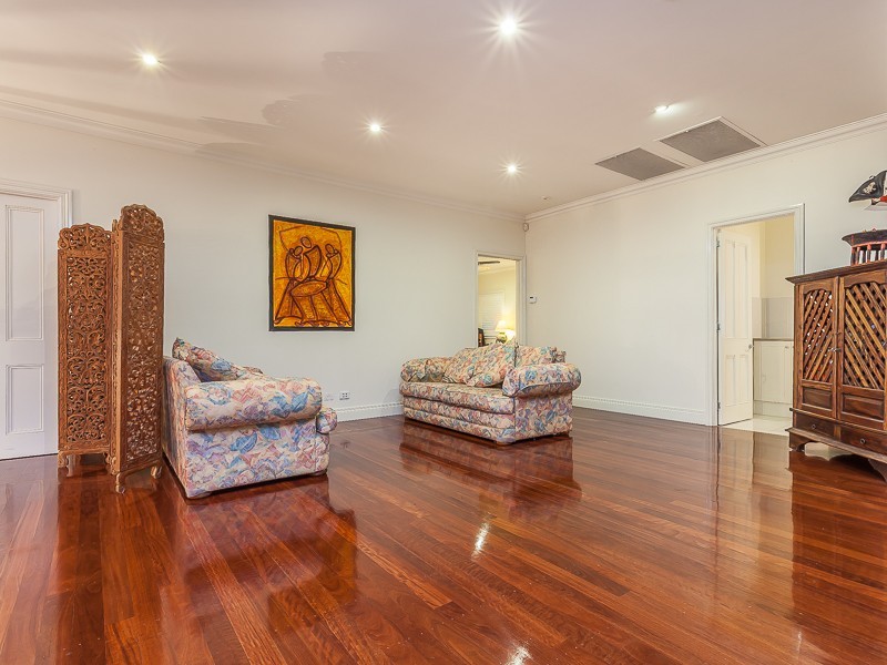 71 Ascot Street, Ascot QLD 4007