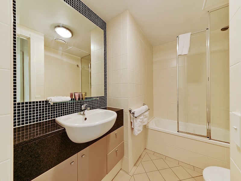 2702/141 Campbell Street, Bowen Hills QLD 4006