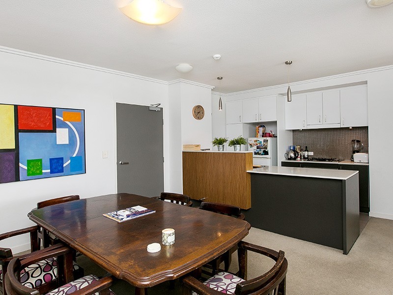 837/43 Hercules Street, Hamilton QLD 4007