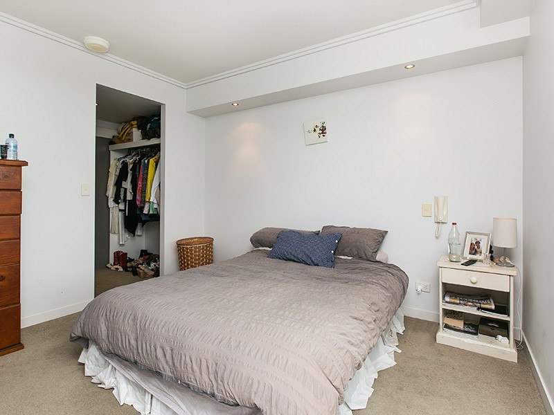 837/43 Hercules Street, Hamilton QLD 4007