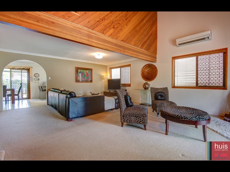 24 Helemon St, Belmont QLD 4153