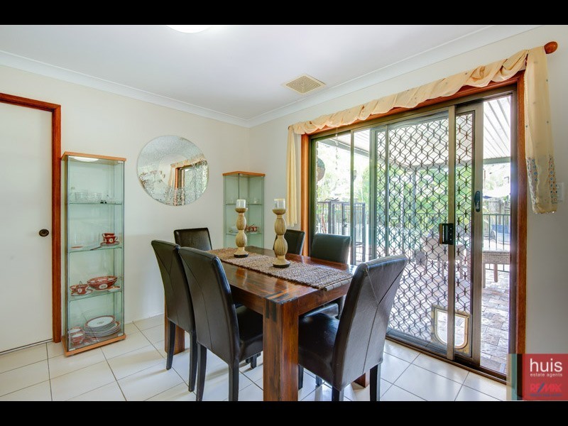 24 Helemon St, Belmont QLD 4153
