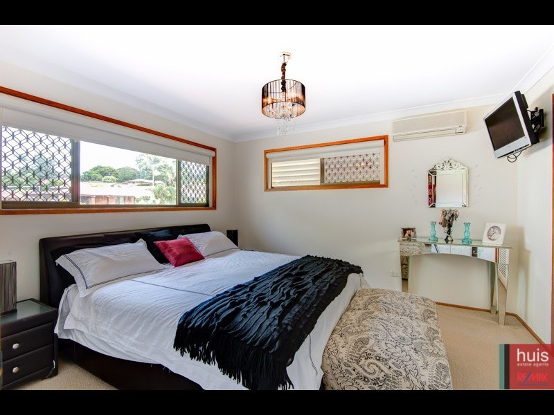 24 Helemon St, Belmont QLD 4153