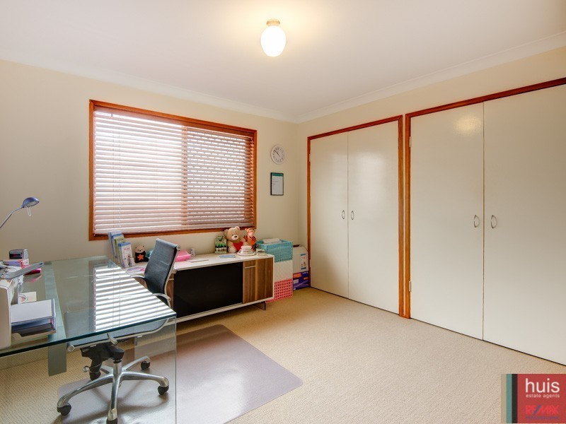 24 Helemon St, Belmont QLD 4153