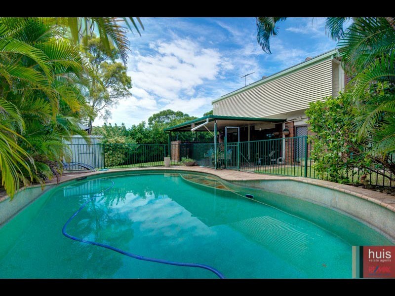 24 Helemon St, Belmont QLD 4153