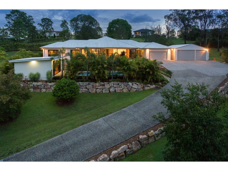 77 Brimblecombe Circuit, Pullenvale QLD 4069