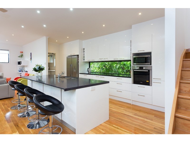 165 Chapel Hill Road, Chapel Hill QLD 4069