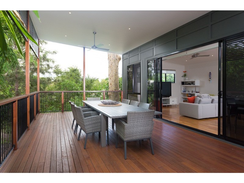 165 Chapel Hill Road, Chapel Hill QLD 4069