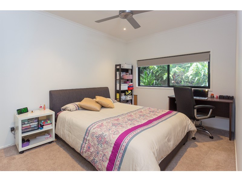 165 Chapel Hill Road, Chapel Hill QLD 4069