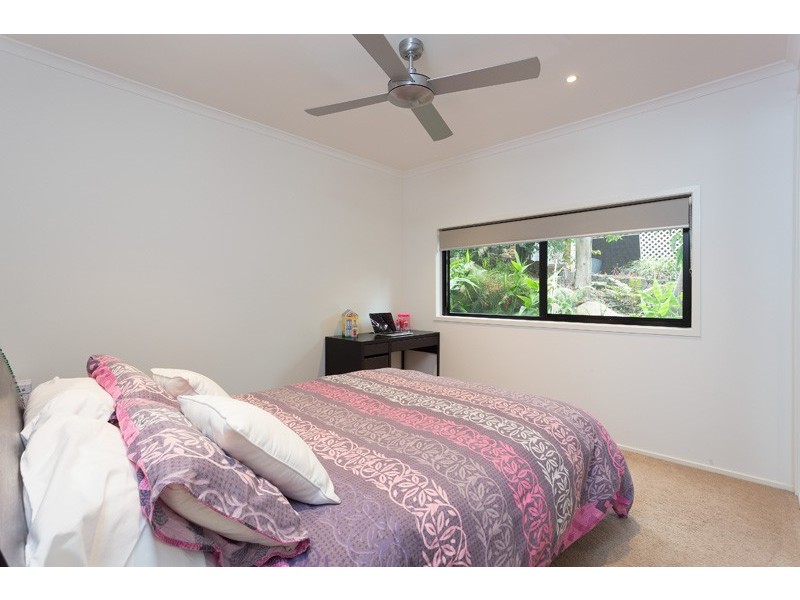 165 Chapel Hill Road, Chapel Hill QLD 4069