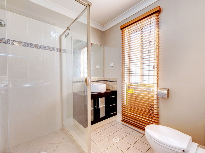 97 Jubilee Avenue, Forest Lake QLD 4078