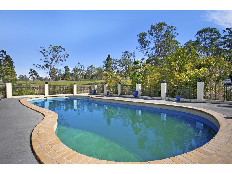 175 Hawkesbury Road, Moggill QLD 4070