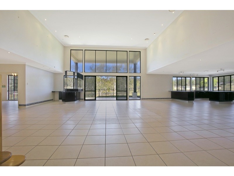 175 Hawkesbury Road, Moggill QLD 4070