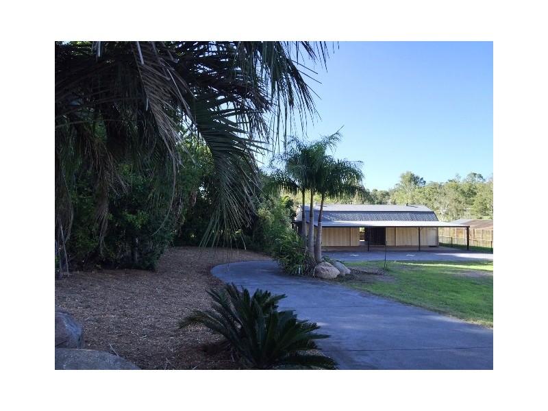 175 Hawkesbury Road, Moggill QLD 4070