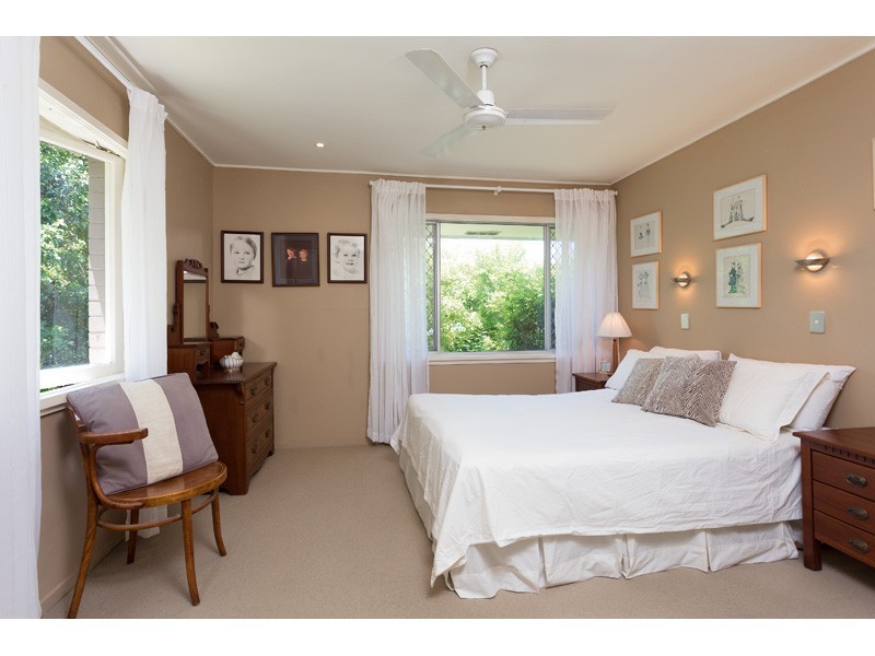 7 Jedburgh Street, Kenmore QLD 4069