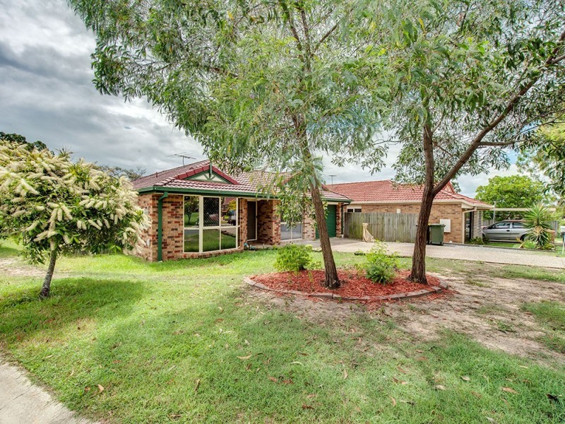 25 Columbus Place, Forest Lake QLD 4078