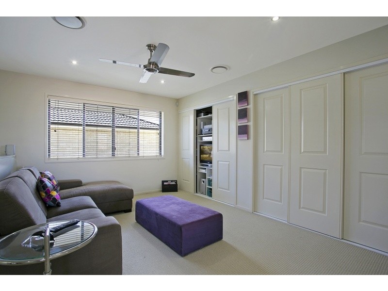 75 Sinnamon Road, Sinnamon Park QLD 4073