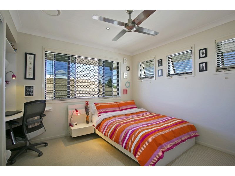 75 Sinnamon Road, Sinnamon Park QLD 4073
