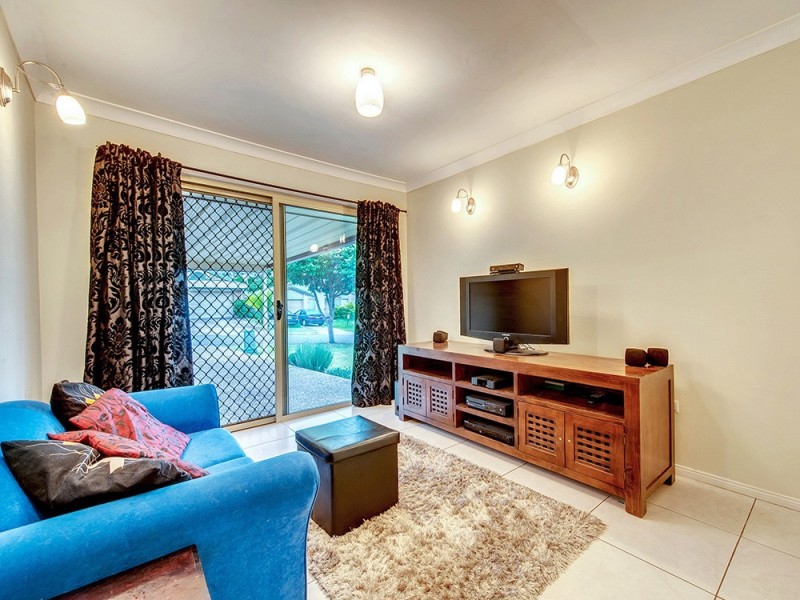 71 Serrata Circuit, Forest Lake QLD 4078