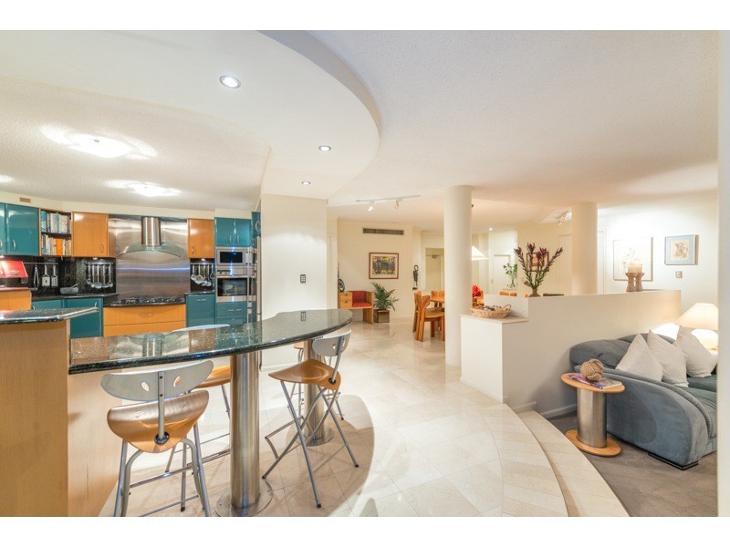 16/32 Tipuana Place, Bardon QLD 4065
