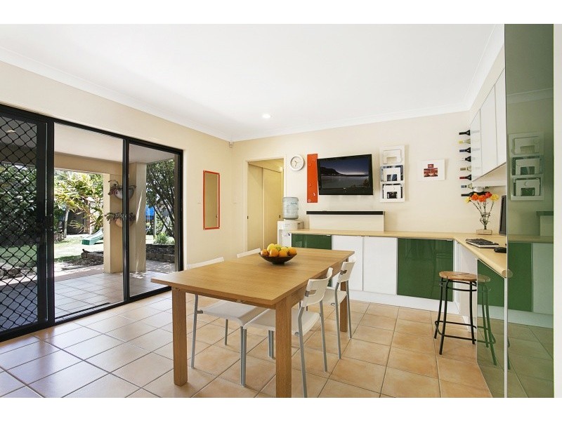 21 Windermere Ave, Sinnamon Park QLD 4073