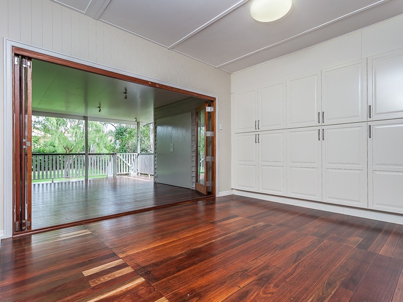 42 Grace Street, Mitchelton QLD 4053